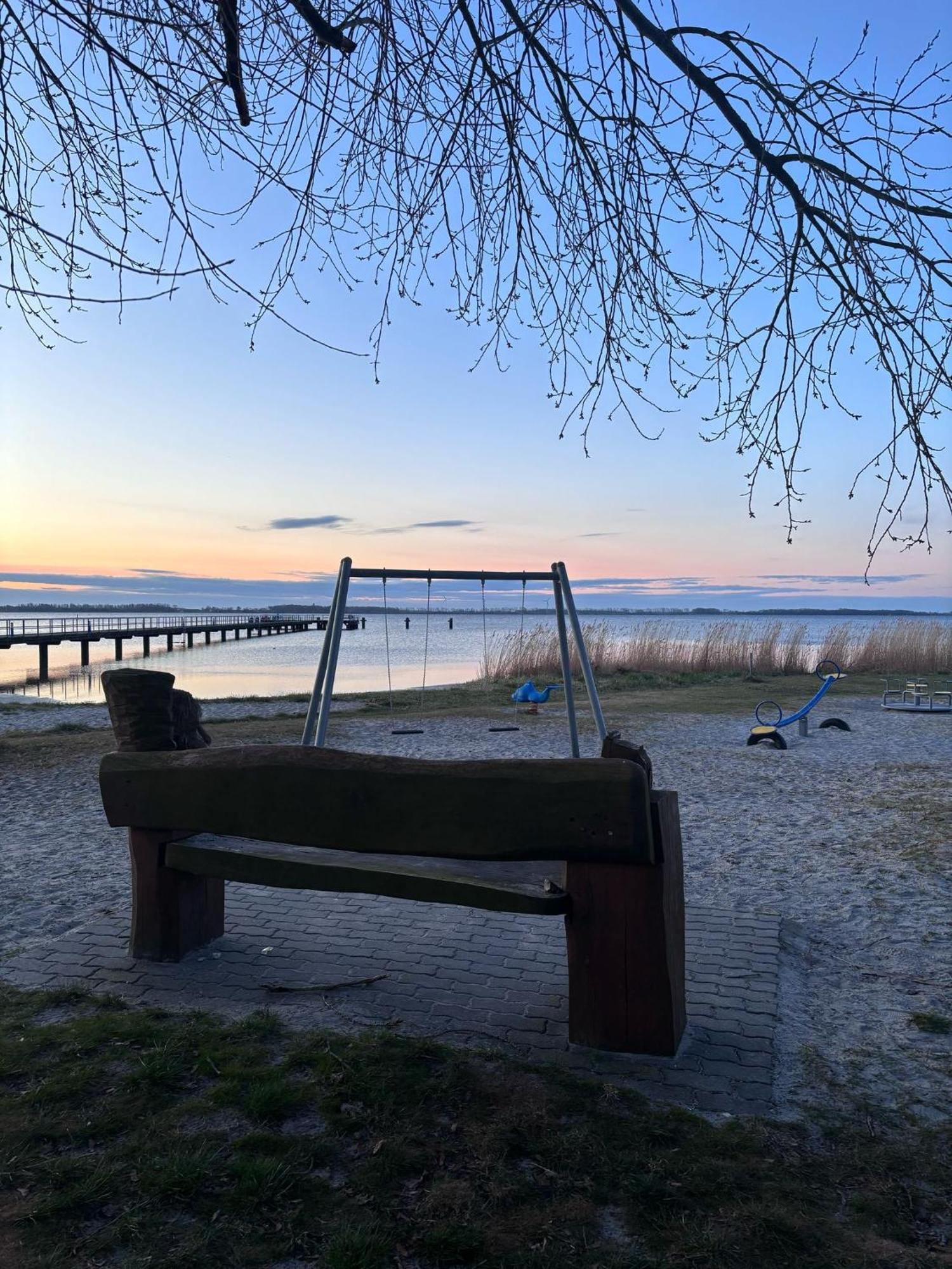 App 8o Grosser Tag Am Mit Wasserblick *